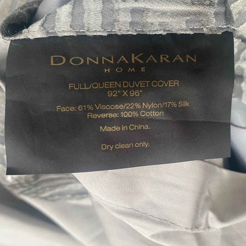 Donna Karan Home Vapor Collection Full / Queen Duvet Cover Gray New out of Pack